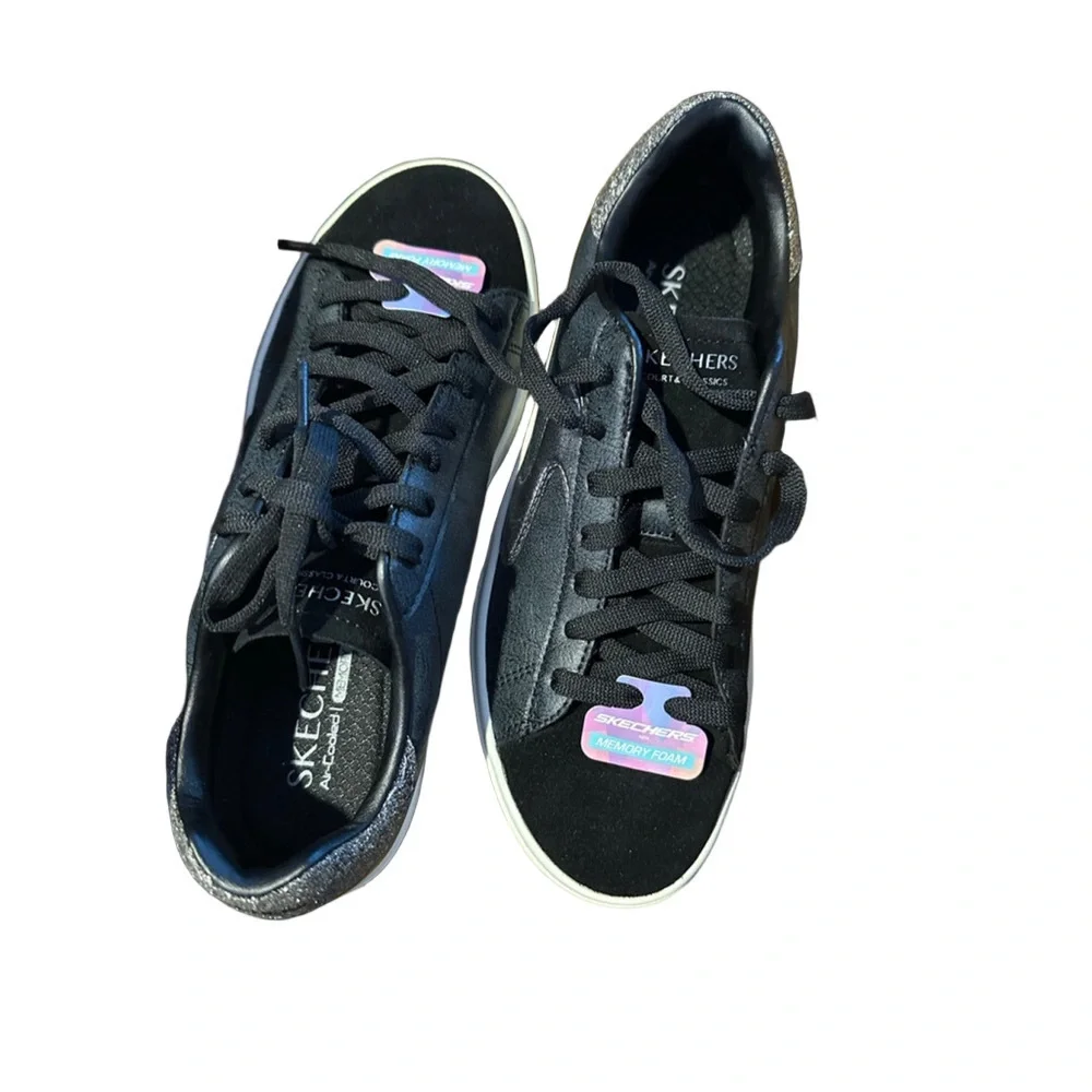 Skechers Memory Foam Sneakers Black Silver 7.5 NWT